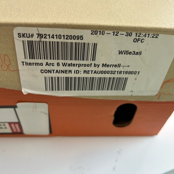 Women's Merrell Thermo Arc 6 Waterproof Black Hiking Boots 9.5 NEW - Picture 5 of 7